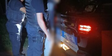 Villa Ocampo: aprehendieron a un hombre tras una persecución y le secuestraron cuatro envoltorios con presunta cocaína.