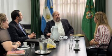 El intendente Cristian Marega avanzó en la implementación de un convenio con la Universidad Nacional de Luján.