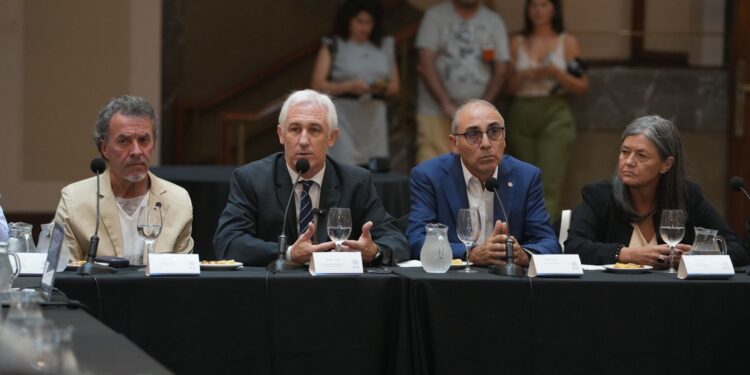 Santa Fe lanzó Operativo Cosecha 2026 y ya hay fuerte adhesión el sistema Stop 5.0 para ordenar el ingreso de camiones a los puertos.