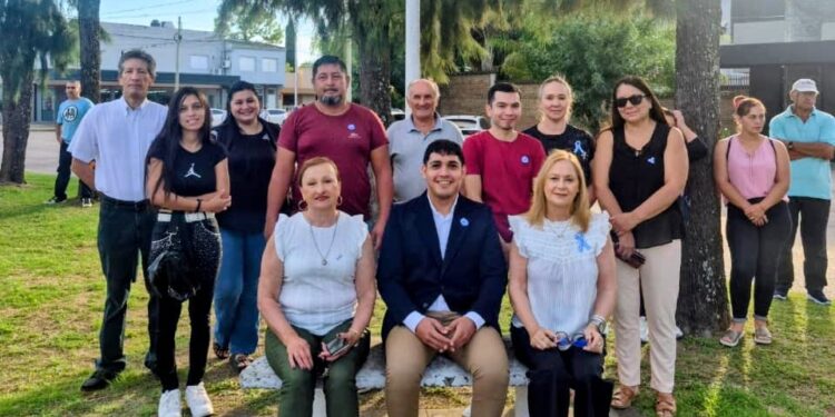  El equipo de La Libertad Avanza Villa Ocampo participó del acto homenaje a los Héroes de Malvinas.