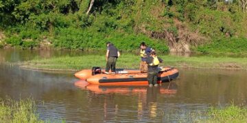 Ampliamos: Florencia: rescataron los cuerpos de los dos adolescentes que se ahogaron en el arroyo Tapenagá.