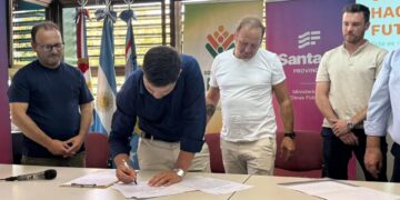 El Gobierno Provincial continúa recuperando obras abandonadas por Nación y reactivó 16 viviendas en Lanteri.