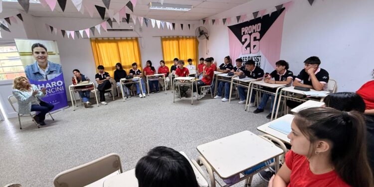 Se realizó con éxito una nueva Charla de Oratoria en la región.