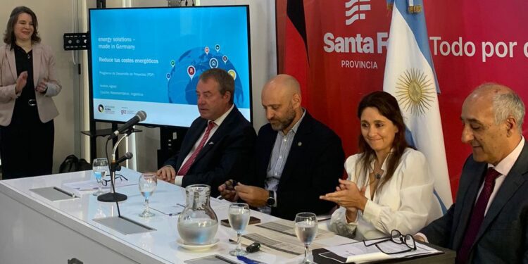Junto a Alemania, Santa Fe se posiciona como puente entre empresas privadas y garantiza capacitaciones en eficiencia energética.