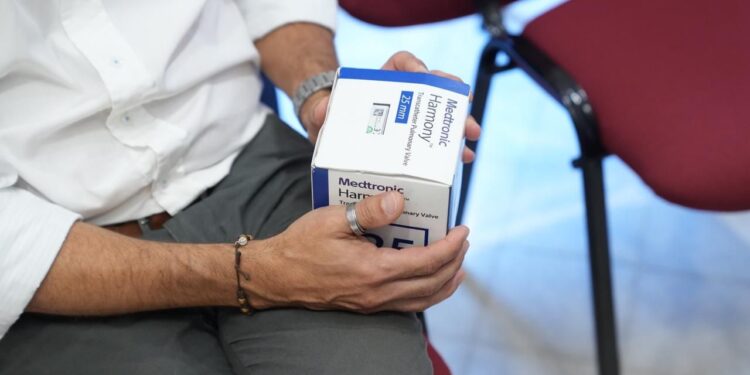 Orgullo santafesino: el Hospital Provincial del Centenario realizó un procedimiento inédito en la salud pública nacional.