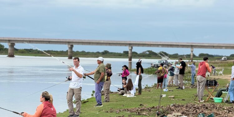 Villa Ocampo: La Municipalidad informa sobre la renovación digital de la Licencia de Pesca.