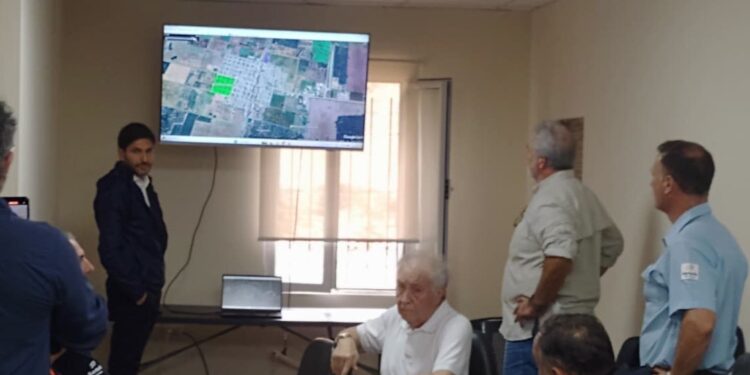 Villa Minetti: Pullaro supervisó la defensa hídrica y el funcionamiento de las bombas.