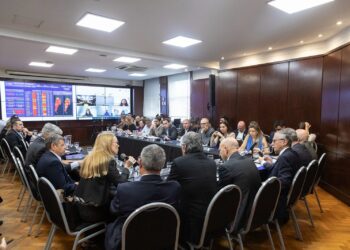 Ciancio: “Seguimos reclamando a Nación lo que le corresponde a los santafesinos”.