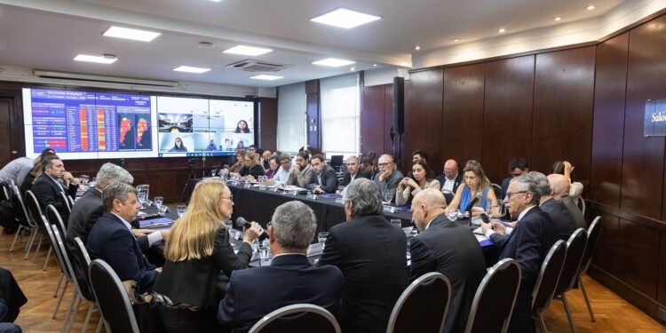 Ciancio: “Seguimos reclamando a Nación lo que le corresponde a los santafesinos”.