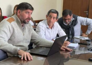 Facundo Méndez encabezó reuniones clave para reforzar el control sanitario ganadero en Santa Fe.