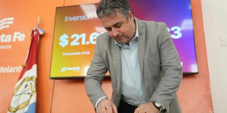 Menos presos en comisarías: 15 ofertas para ampliar la Unidad Penitenciaria Nº 12 de Rosario.