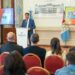 Pullaro presentó una app para que los padres puedan controlar los sitios digitales a los que acceden los menores.