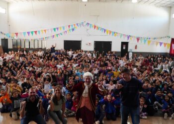 Exitosa presentación de “¡Yo soy Mozart!” en Villa Ocampo.