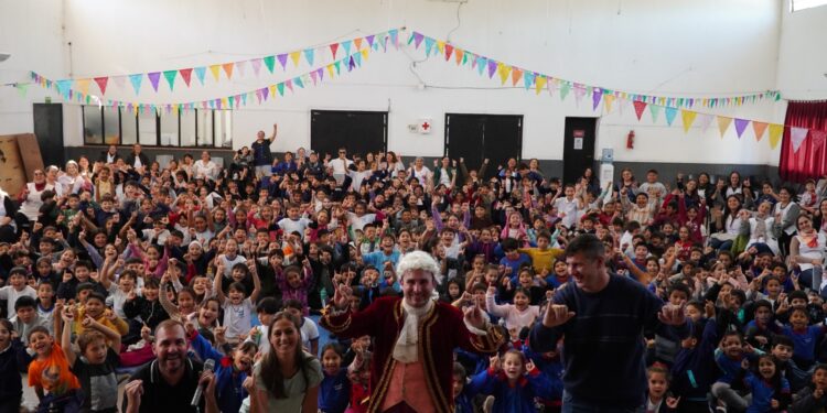 Exitosa presentación de “¡Yo soy Mozart!” en Villa Ocampo.