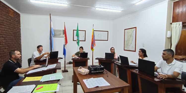 PARTE DE PRENSA: Concejo Municipal de Villa Ocampo; Sesión ordinaria (15/04/26).