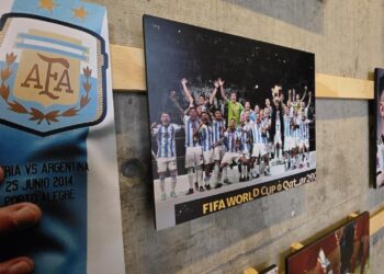 Messi, protagonista de una muestra fotográfica en el Museo del Deporte Santafecino.