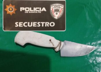  VILLA OCAMPO: APREHENDIERON A UN HOMBRE ARMADO CON UN CUCHILLO TRAS UN ALERTA POR INGRESO A UNA VIVIENDA.