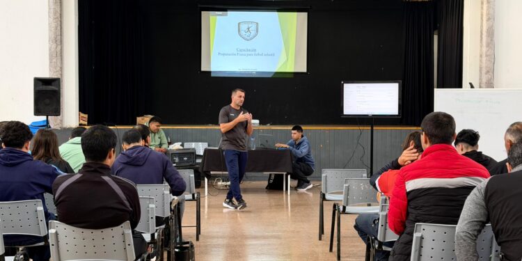 Inscripciones completas para el 1° Simposio Nacional de Preparación Física 2026.