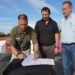 VILLA OCAMPO: SE REALIZÓ LA FIRMA SIMBÓLICA DEL CONVENIO Y RECORRIDA DE OBRA EN EL PUENTE SOBRE EL CANAL EL MANOLO.