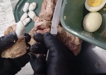 Detenida en la cárcel de Las Flores al intentar ingresar cocaína oculta en bifes.
