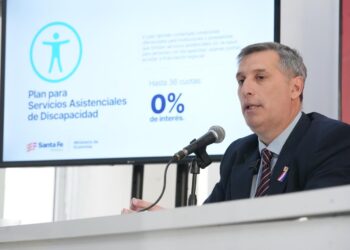 Pullaro lanza un plan de alivio fiscal con hasta 36 cuotas para empresas y familias santafesinas afectadas por la caída económica nacional.
