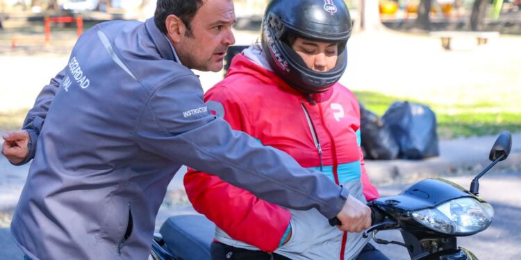 Seguridad Vial: la Provincia implementa un nuevo examen práctico para obtener la licencia de conducir motos.