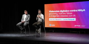 Educación digital: 1.500 directivos, docentes y familias participaron en charlas sobre violencias digitales contra niñas, niños y adolescentes.