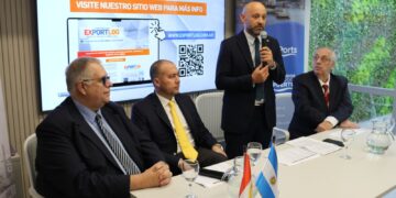 Hidrovía: Rosario se consolida como el gran hub de la logística multimodal del país.