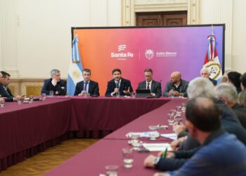 La Provincia avanza en los consensos para las mejoras de las rutas que llegan a los puertos.