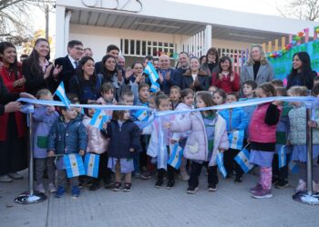 “Gracias por demostrar que la educación pública de calidad es una prioridad”.