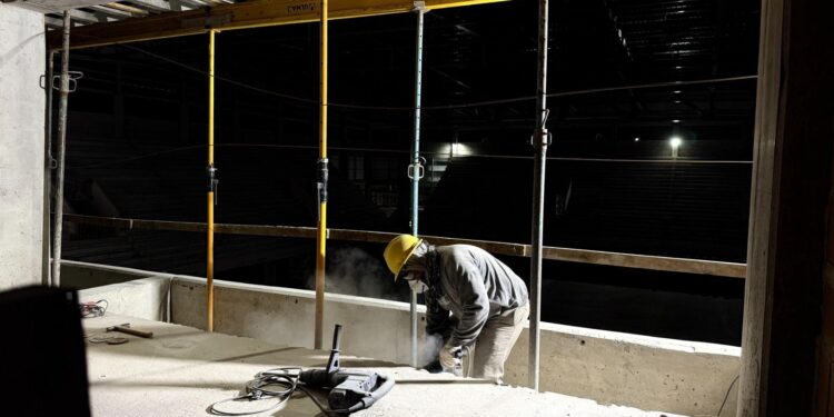 Arrancaron los trabajos nocturnos: Provincia acelera la construcción del Estadio Multipropósito de Santa Fe para los Juegos Suramericanos.