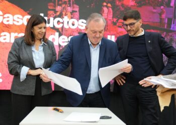 Pullaro: “Santa Fe será ejemplo de obra pública barata y sin corrupción, y el motor productivo que impulse el cambio en la Argentina”.