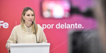 Coudannes: “Santa Fe empezó a revertir la catástrofe educativa que encontramos en 2023”.