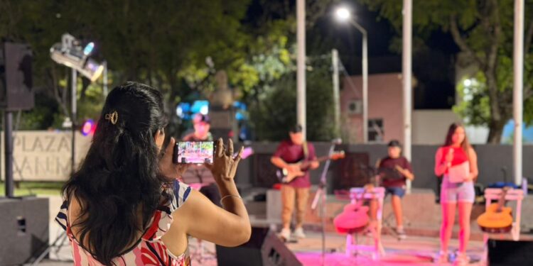 VILLA OCAMPO INVITA A DISFRUTAR DE UN NUEVO “DOMINGO EN LA PLAZA” CON ENCUENTRO MUSICAL.