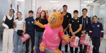 Provincia entregó becas de apoyo económico a deportistas santafesinos que competirán en los Juegos Suramericanos 2026.
