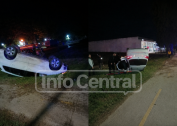 RECONQUISTA: UN AUTOMÓVIL VOLCÓ SOBRE RUTA NACIONAL Nº 11 Y SU CONDUCTOR FUE HOSPITALIZADO.