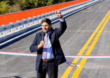 Villa Ocampo: Histórica conexión para el norte santafesino: Pullaro inauguró el puente sobre el arroyo El Pindó.