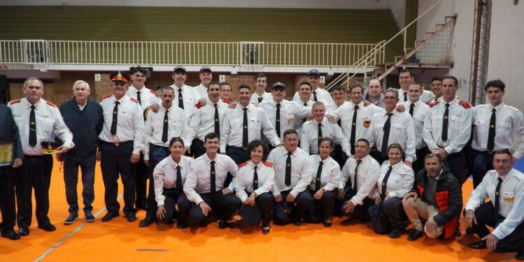 VILLA OCAMPO CONMEMORÓ EL DÍA NACIONAL DEL BOMBERO VOLUNTARIO CON UN EMOTIVO ACTO HOMENAJE.