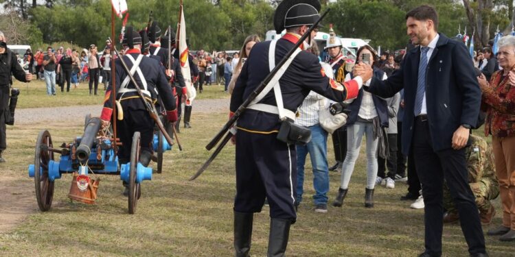 Pullaro: “La Batalla de Punta Quebracho representa que cuando el pueblo está unido, nada ni nadie lo puede vencer”.