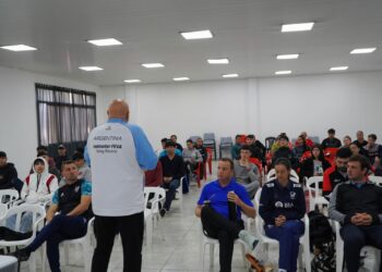 Con gran convocatoria comenzó el Curso de Entrenador de Vóley Nivel Provincial 1.