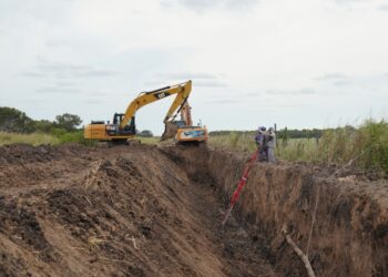 Agua potable para el norte: la obra del Acueducto Reconquista hacia Garabato llega al 65 % de avance.