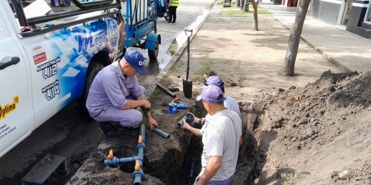 VILLA OCAMPO: COTELVO AVANZA CON LA PURGA PROGRESIVA DE LA RED DE AGUA POTABLE PARA MEJORAR EL SERVICIO.