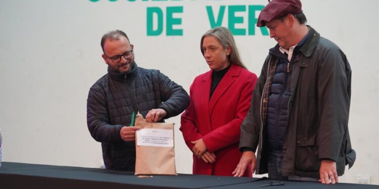 Riesgo hídrico: con 8 ofertas, la gestión de Pullaro licitó la limpieza de 9 canales troncales de los departamentos Vera, 9 de Julio y San Justo.