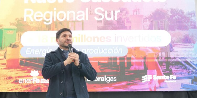 Pullaro inauguró el Gasoducto Regional Sur: “En Santa Fe la obra pública no es sinónimo de corrupción, sino de desarrollo, igualdad y trabajo”.