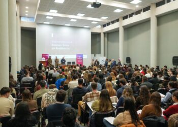 Con récord de postulantes, se realiza el Examen Único del sistema de Residencias en Salud impulsado por la gestión de Pullaro.