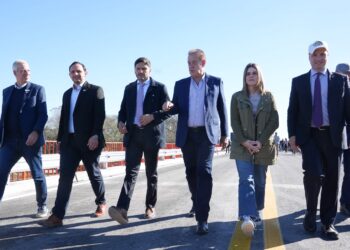 Mancini : “La inauguración del puente “El Pindö” es clave para la puesta en marcha del futuro puerto Ocampo”.