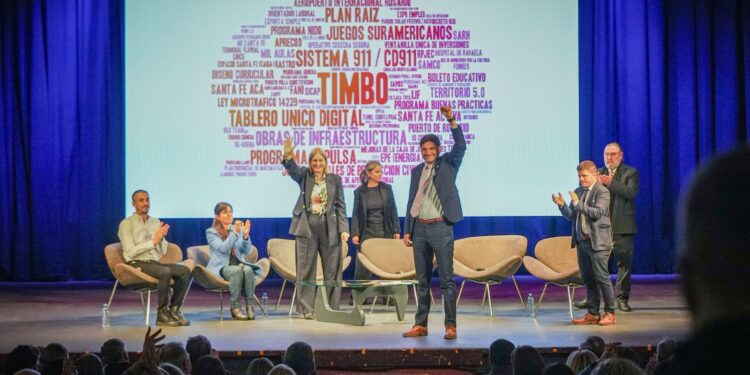 Pullaro: “Es el momento de acelerar y terminar las transformaciones que venimos llevando adelante”.