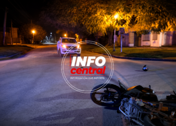 LAS TOSCAS: Motociclista resultó lesionado tras un choque entre una camioneta y una moto.