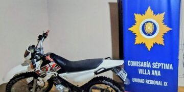 Recuperan una motocicleta robada en Villa Ana tras un intenso patrullaje policial.