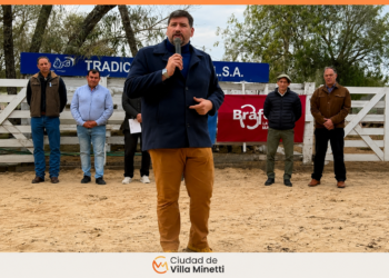 Facundo Méndez ratificó el compromiso de Santa Fe con la producción en la Fiesta Provincial del Ternero.